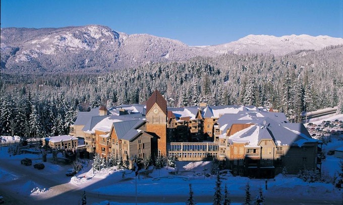 Blackcomb Hotel | Embarc Whistler