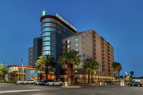 Las Vegas Hotel | Embassy Suites by Hilton Convention Center Las Vegas