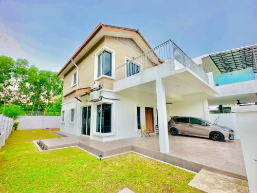 Puchong House | Embun Homestay Puchong SemiD 1-10Pax 6-7CarPark