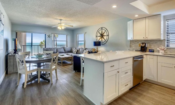 North Redington Beach House | Emerald Isle 204