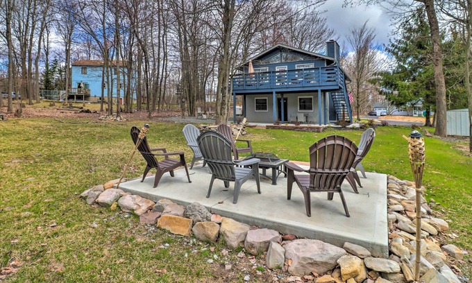 Long Pond House | Emerald Lakes Home Near Kalahari & Camelback!