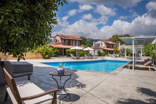 Sami House | Emily Villas
