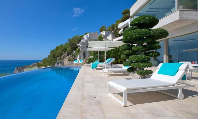 Cap de la Nau House | Emma on the Roc by Interhome