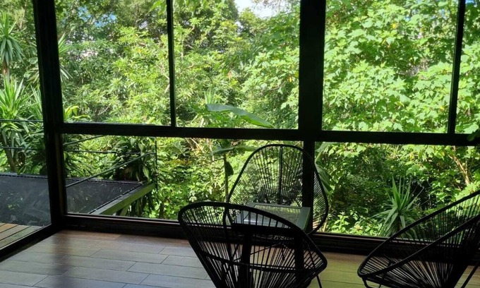 Monteverde House | Encantadora villa con vista al atardecer y al valle.
