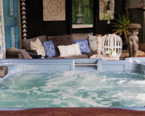 Picton House | Enchanted Escape