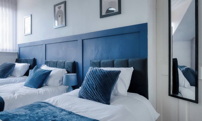 Manchester House | Enchanting 3-bedroom house in Manchester with cozy vibes