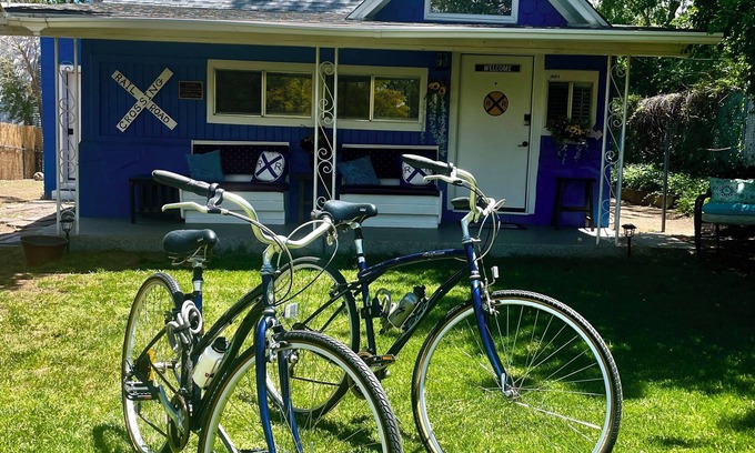 Prescott House | Enchanting Historic Railroad Bungalow - Walk to Main Square & Whiskey Row!