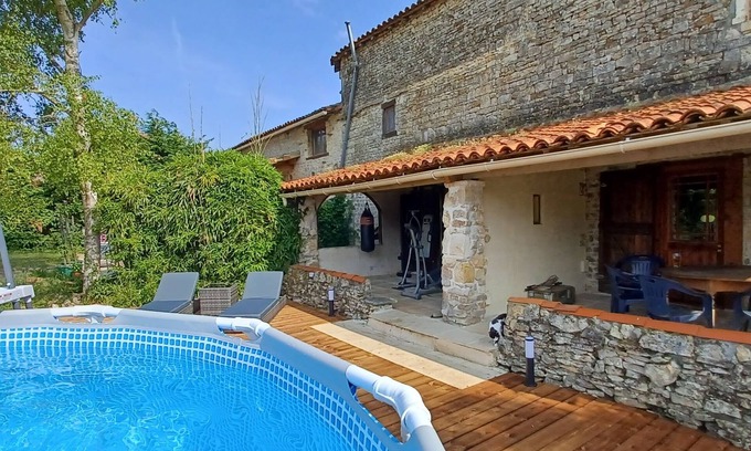 Saint-Macoux House | Enchanting house with playground in Saint-Macoux