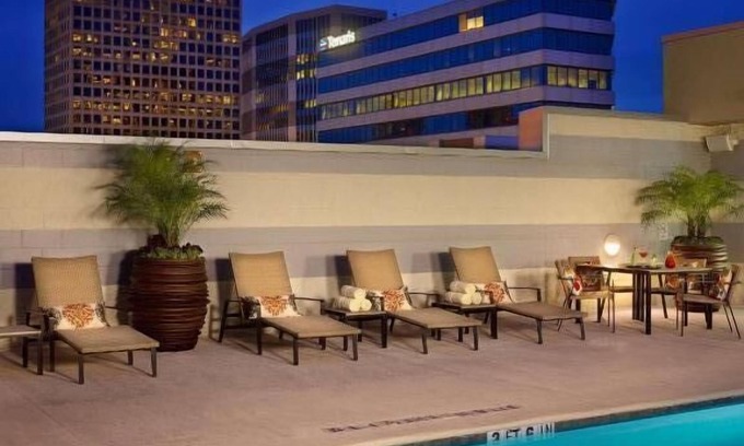 Uptown Hotel | Enjoy a Hassle-Free Stay! Close to Houston Arboretum and Nature Center, w/Pool!