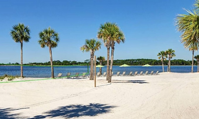 Upper Grand Lagoon Condo | Enjoy a relaxing weekend at the Beach or Spa