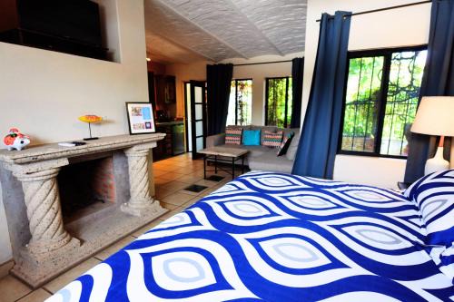 Ajijic Apartment | Enjoy AC in Our Guest Room at Inn Ajijic