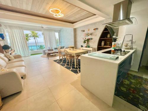 Villas Del Mar Apartment | Enjoy beach life at this gated