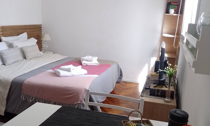 San Nicolas Apartment | Enjoy Buenos Aires in the heart of Buenos Aires. With wifi and air conditioning