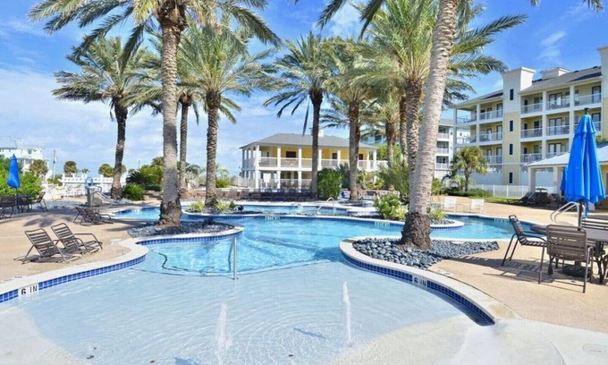 Red Fish Cove Condo | Enjoy our spacious West End Condo at the Point West resort