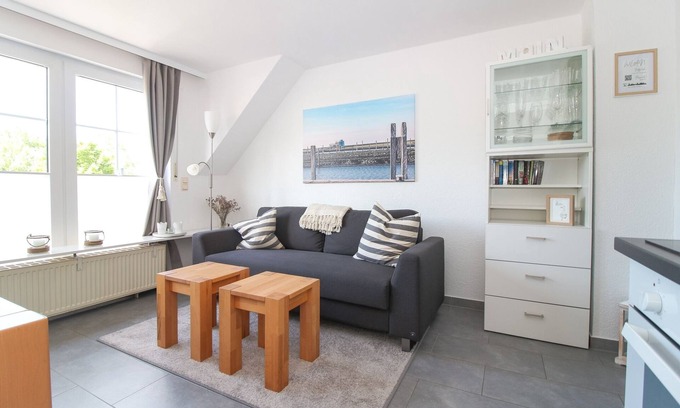Norddeich Apartment | Enjoy your beautiful Norddeich vacation in this cozy vacation apartment