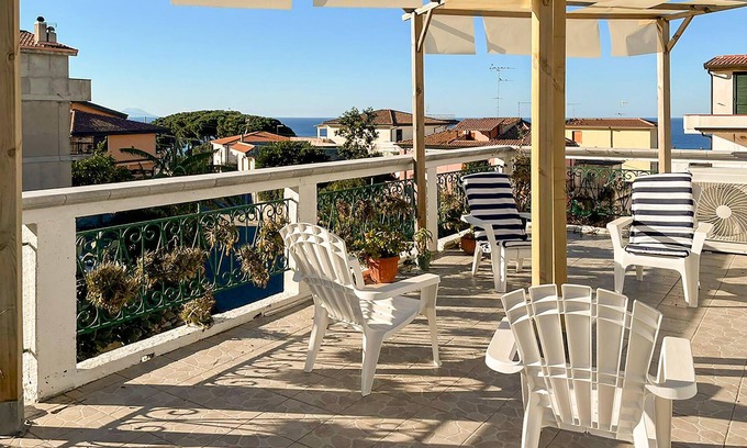 Parghelia House | Enjoy your vacation in the cottage with sea view ? These are memories for life.