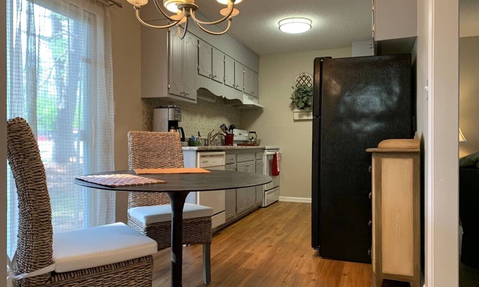 High Point Condo | Enjoyable & Comfortable Ground Level Condo