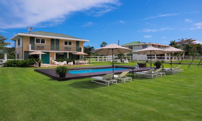 Pitahaya House | Enjoyable Getaway with Private Pool, Rainforest, Volleyball, Badminton, Soccer