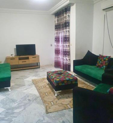 Ennasr Apartment | Ennasr 2 - Jolie S2 avec Internet - Parfait Pour Les familles - Vue panoramique sur la Tunisie - Service Navette