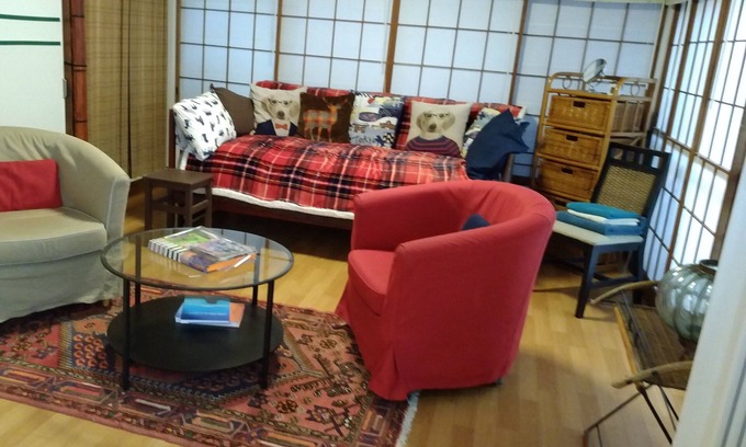 Katase House | Enoshima, Shonan, Enoden Ishigami station 1min. Pet=OK Showa-era modern retro single-house type, shared guesthouse, can be rented out. 10-minute walk from JR Fujisawa Station, 1.6 km from Enoshima Island. Enoshima 1.6KM.