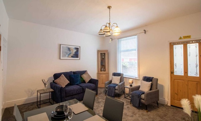 South Shields House | Entire 1 Bed Home in South Shields, Sleeps 4