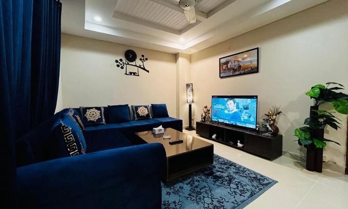 E-11 Sector Apartment | Entire 1 BR Apartment: Netflix, Youtube.