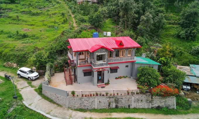 Majkhali House | Entire 2 BHK Nanda Devi Himalayan Homestay