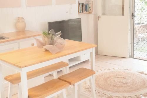 Tugun House | Entire Guest Suite - beach is 1 and half km - Pets Welcome