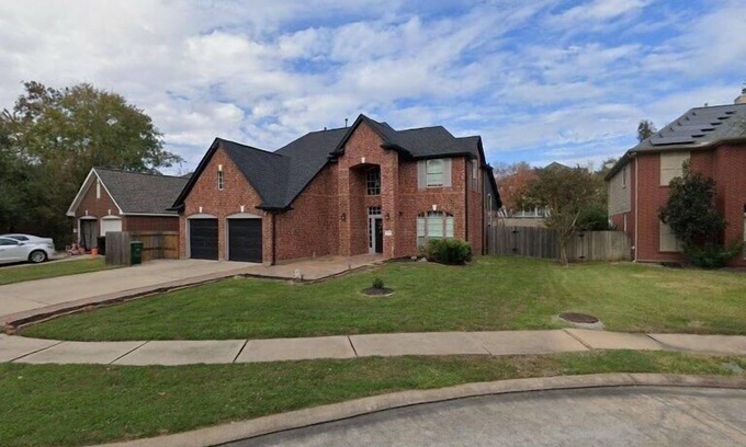 Addicks House | Entire home hosted by Leboutique