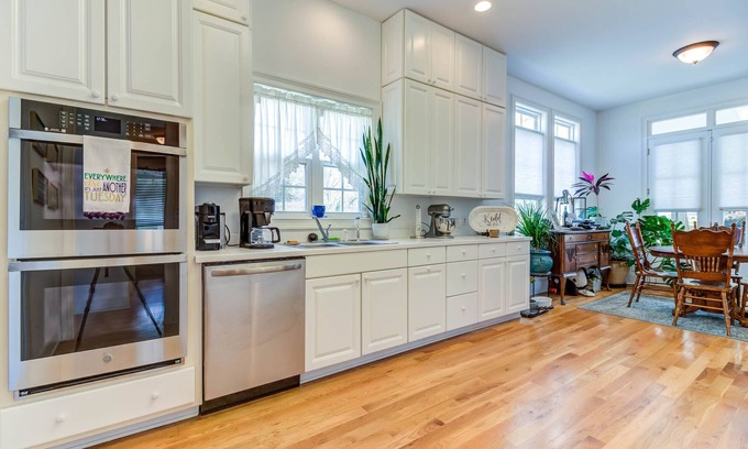 Pass Christian House | Entire Home in downtown Pass Christian - Don't Pass this up!