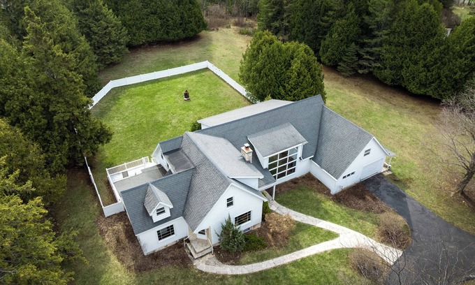 Ephraim Cabin | Ephraim home- Great for Families and Groups! Dog Friendly up to 4 dogs!