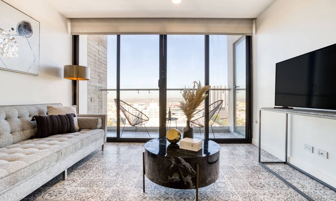 Avenida Revolucion Apartment | Epic Apt w/Balcony+Incredible View | Lounge+Gym