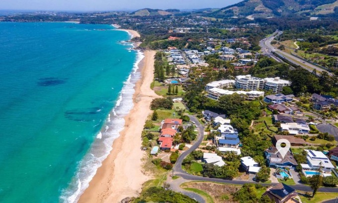 North Coast House | Epic View - Panoramic, Beach, 3Bed 3Bath, Luxe