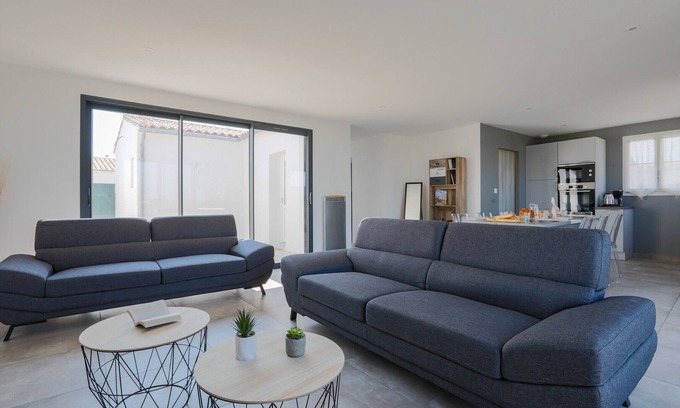 Le Bois-Plage-en-Re House | Equiped house for 4 adults and 4 children
