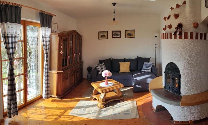 Kehidakustany House | Erdőszélén Házikó Vendégház