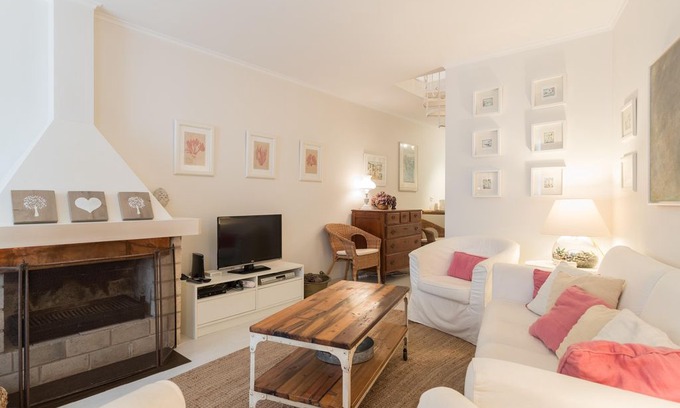 Ericeira Apartment | Ericeira Charming House apartment in Ericeira with WiFi.