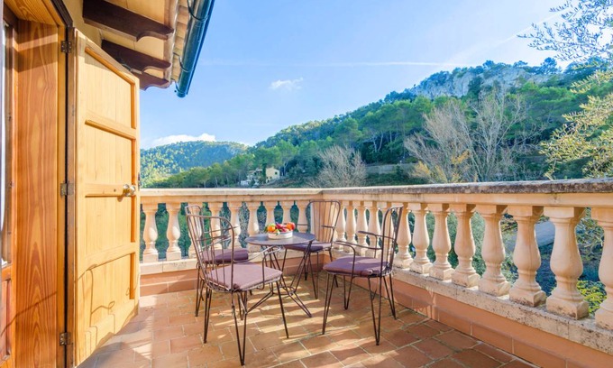 Lluc Ski Chalet | ES VINT I NOU - Chalet for 6 people in LLUC.