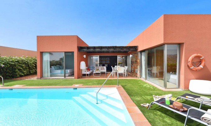 Salobre Villa | 90 m² Villa ∙ 2 bedrooms ∙ 4 guests