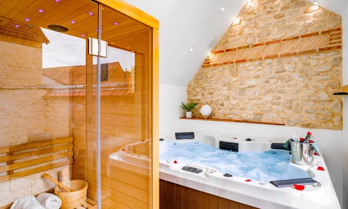 Fains House | Escapade au Cocon des Plaisirs Secrets Spa &Sauna