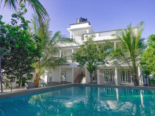 Diani Beach Apartment | Escape Hole