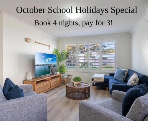 Shellharbour House | Escape on Addison - Book 4 nights, pay for 3!