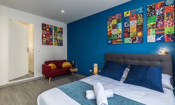 Gentilly Apartment | Escape Time in Paris + Netflix
