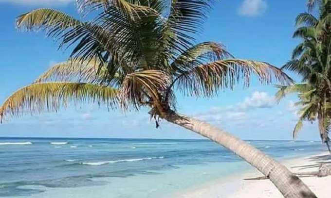 Hithadhoo Cabin | Escape to Paradise at Charming Holiday Lodge, Addu City Meedhoo in Maldives