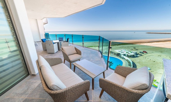 La Choya Condo | Esmeralda Beach Resort 3 Bedrooms Condo B 703