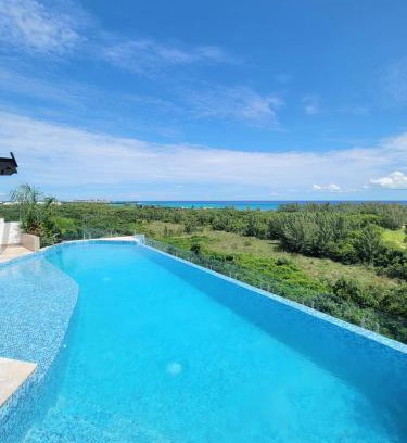 Luis Donaldo Colosio Apartment | Espectacular condo con gran vista al mar desde el balcón