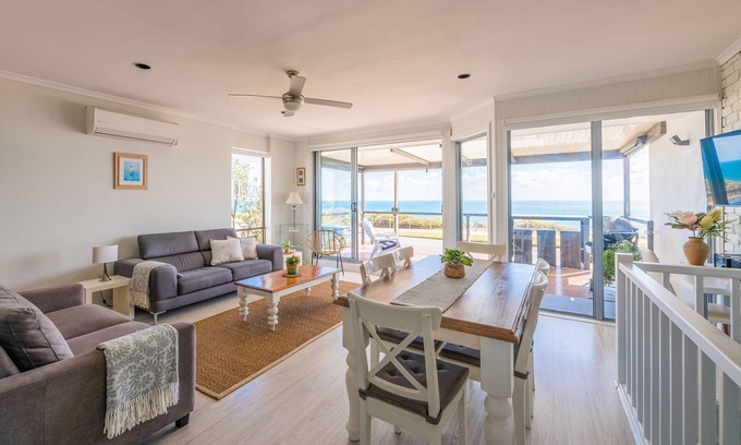 Port Willunga House | Esplanade Port Willunga beach. sea views, sunsets a - short walk to beach!