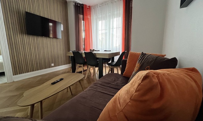 Mulhouse Apartment | Esprit Vosges.3 Chambres de Luxe