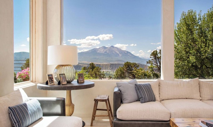 Carbondale House | Estate w/3 Spaces, Perfect For Extended Family, Near Aspen, Skiing, Hot Springs