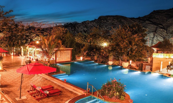 Bassi Hotel | Estherea Blackrock Resort and Spa