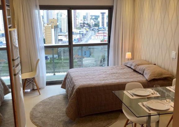 Reboucas Apartment | Estudio moderno com linda vista para a Serra